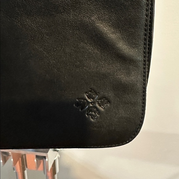 Patricia Nash Vito Smooth Leather Flap - Picture 8 of 11